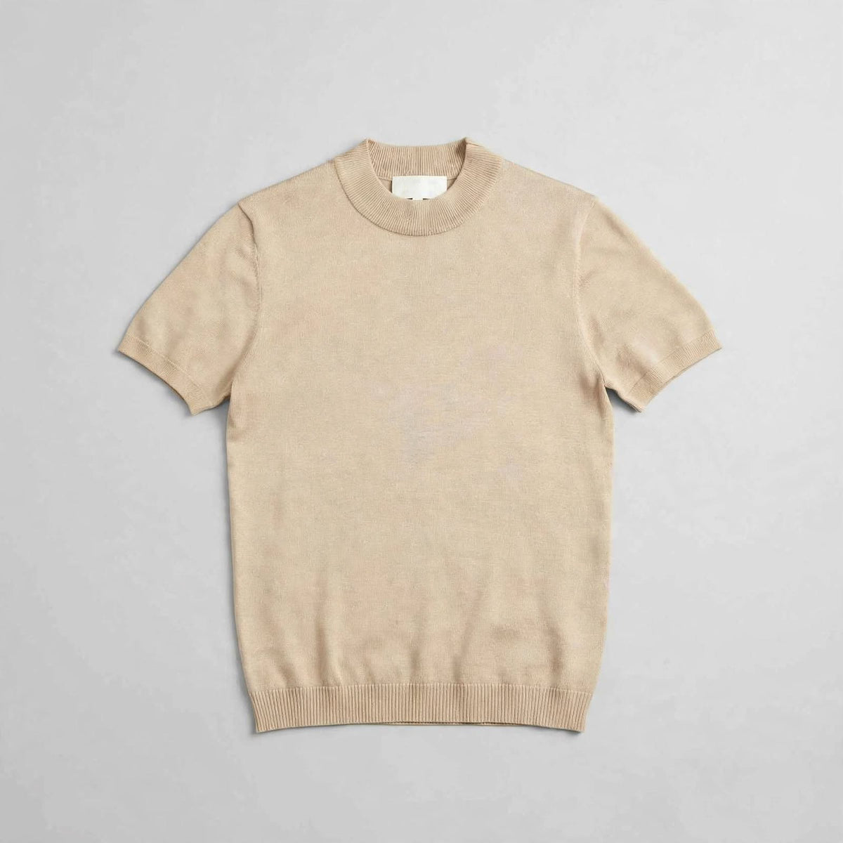 Maglietta a Filo Uomo Collo Alto Maniche Corte – Beige